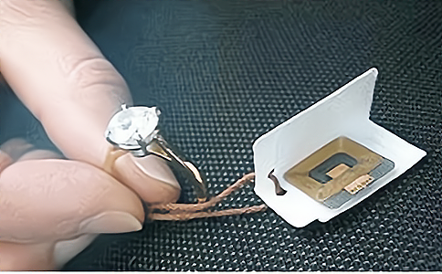 RFID高频（HF）防转移珠宝标签HT6861